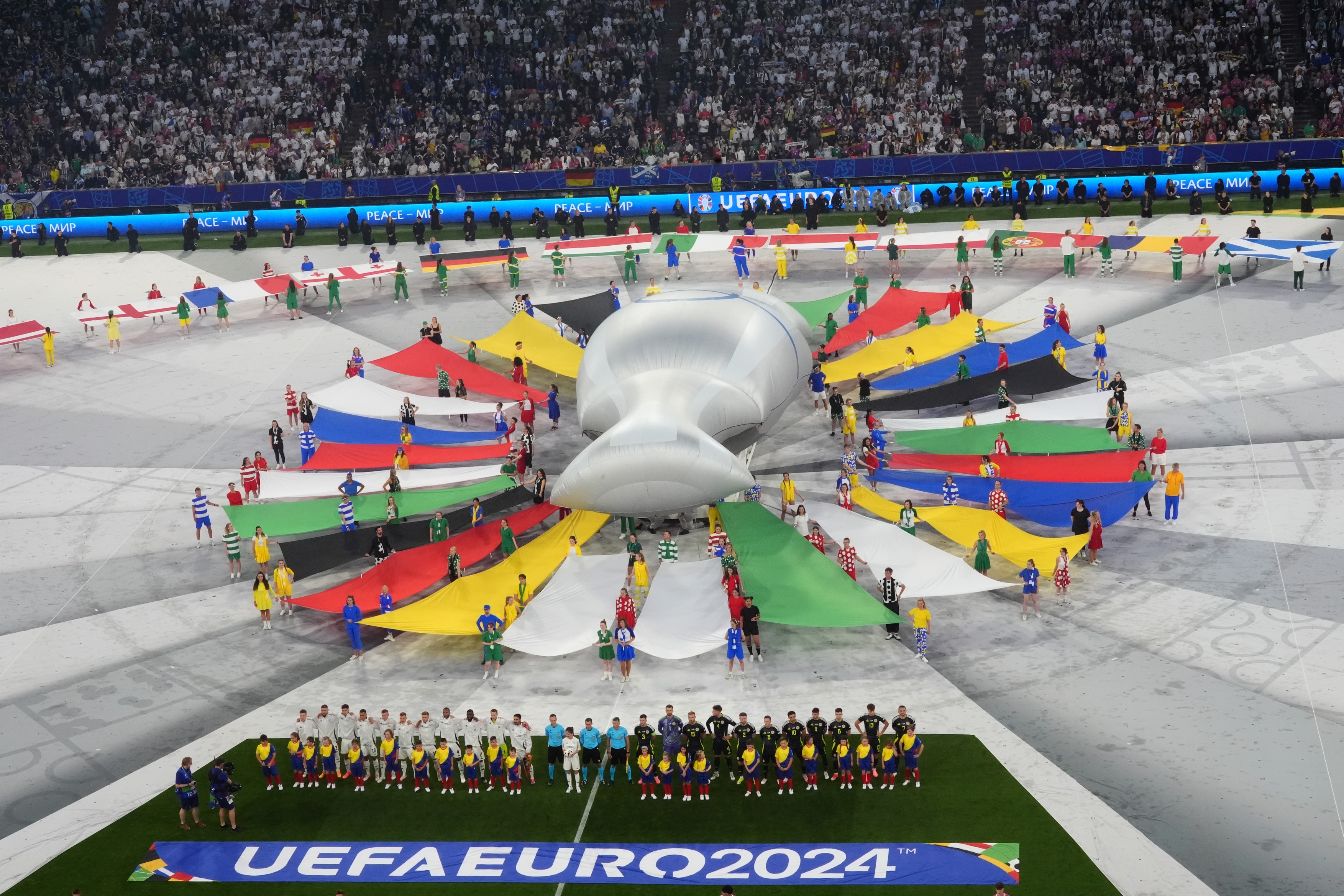 Spectacolul dinaintea spectacolului! Cum a arătat ceremonia de deschidere a EURO 2024