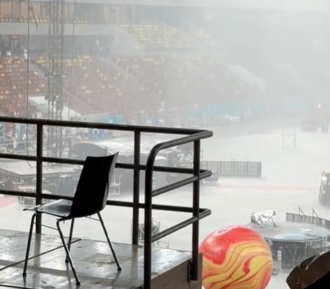 Arena Națională, inundată! Cum a arătat cel mai mare stadion din România, după concertul Coldplay