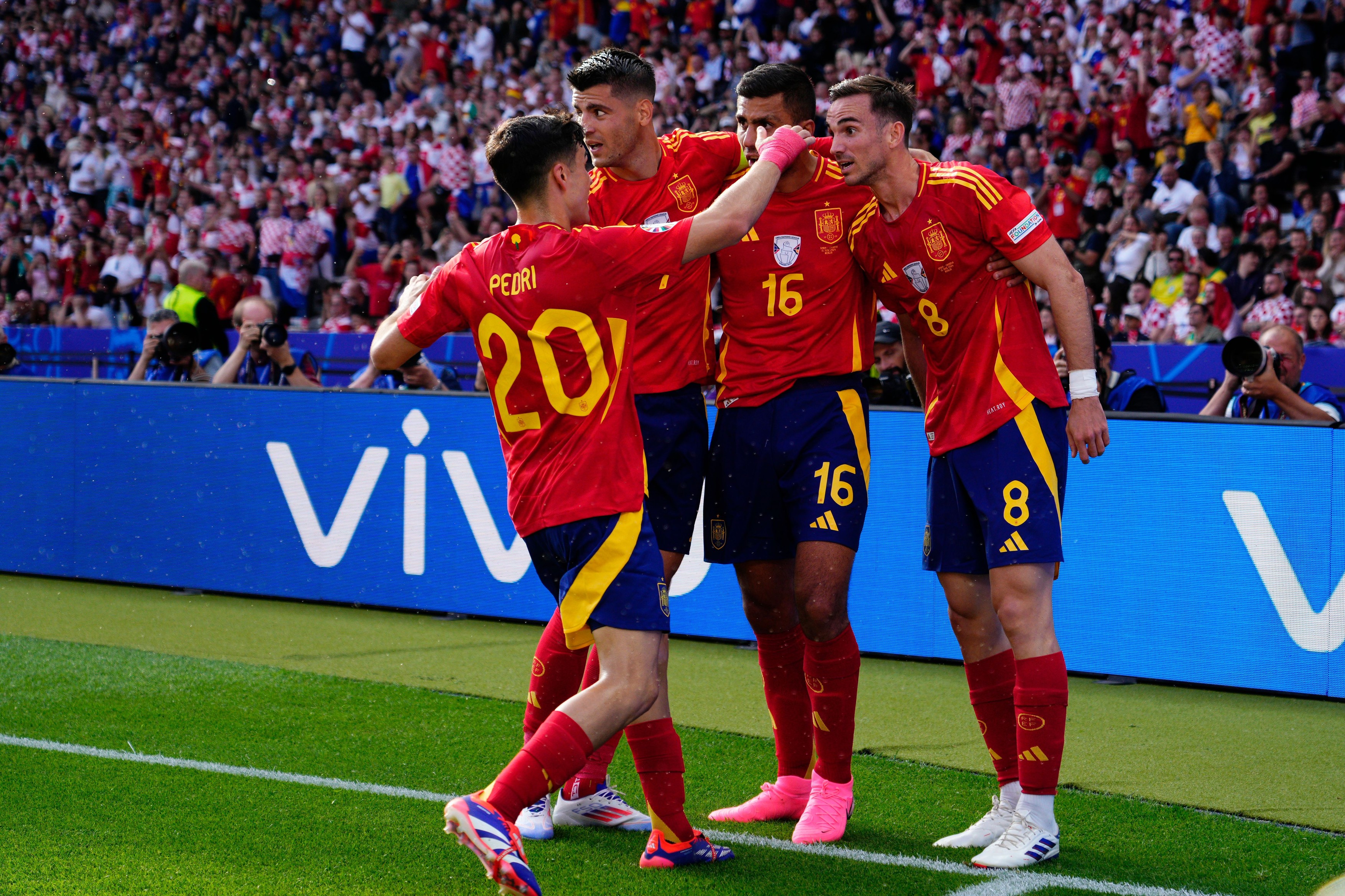 Luis de la Fuente l-a sfătuit pe unul dintre marcatorii din meciul Spania - Croația 3-0 să nu mergă Real Madrid