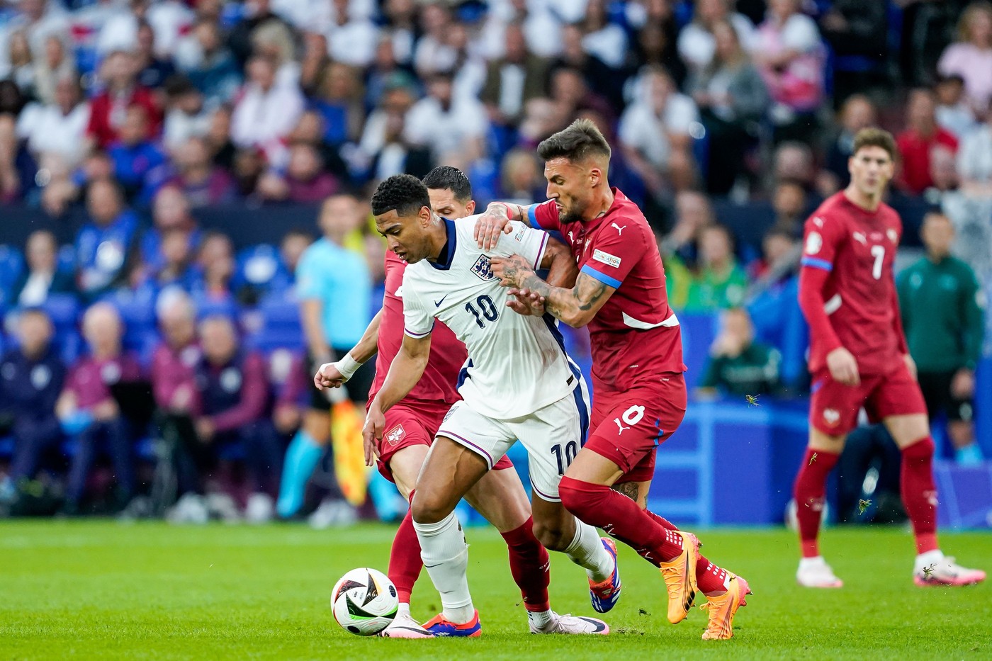 Serbia - Anglia 0-1, ACUM, pe digisport.ro. Ambele echipe au cerut penalty