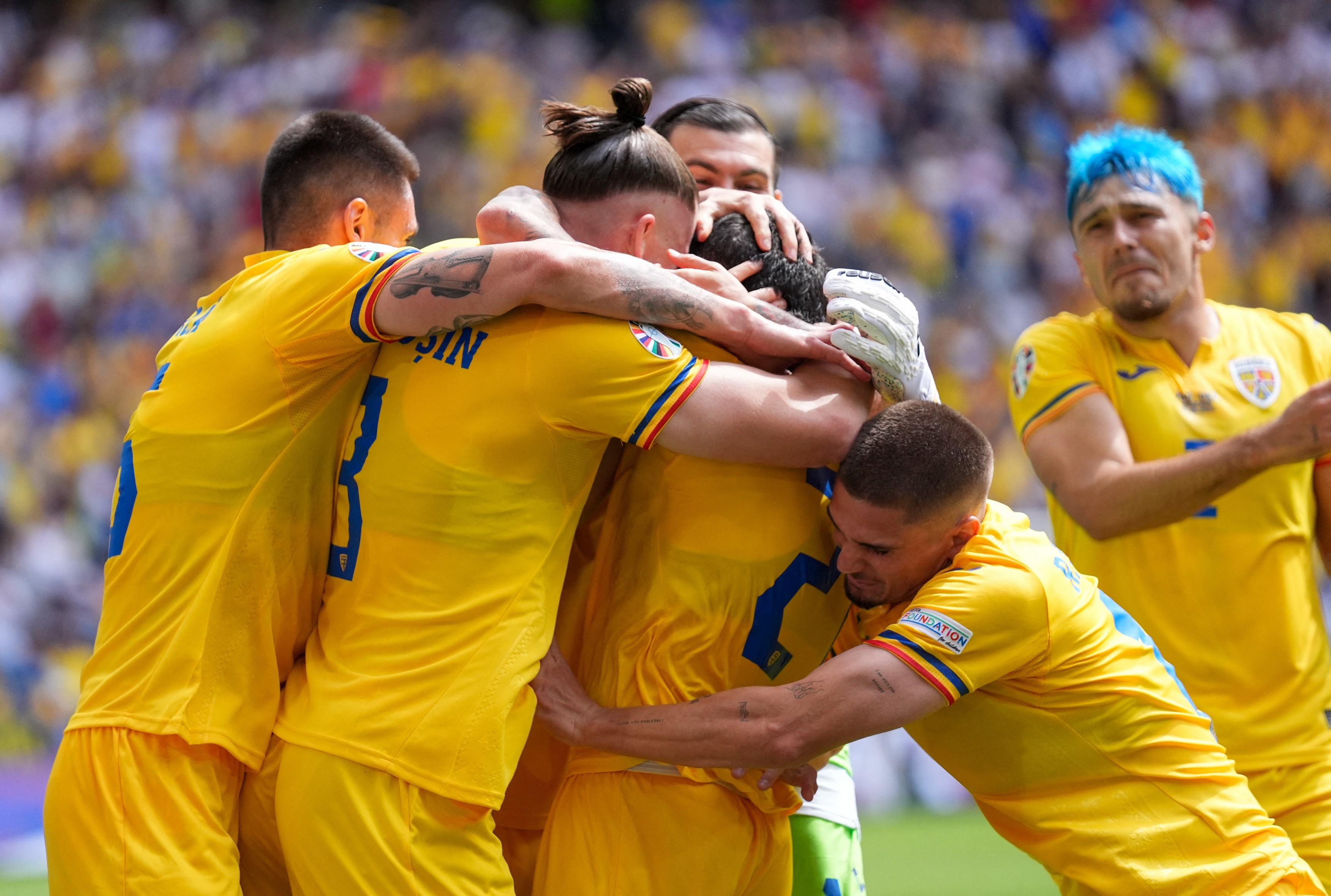 România - Ucraina 3-0. VICTORIE IMENSĂ! ”Tricolorii” au făcut-o șah-mat pe Ucraina și au un debut de vis la EURO 2024