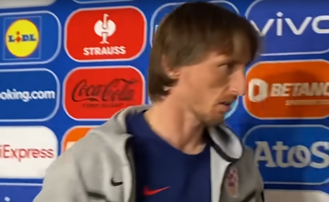 Modric a auzit întrebarea, a strâmbat din nas și a plecat în timpul interviului: Haide, să mergem!