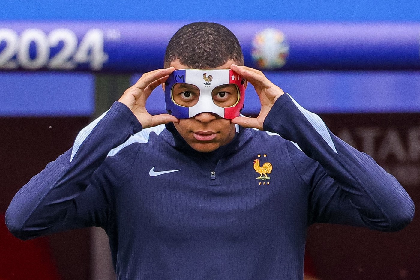 Kylian Mbappe nici nu a debutat pentru Real Madrid și deja a produs primele probleme pe Santiago Bernabeu