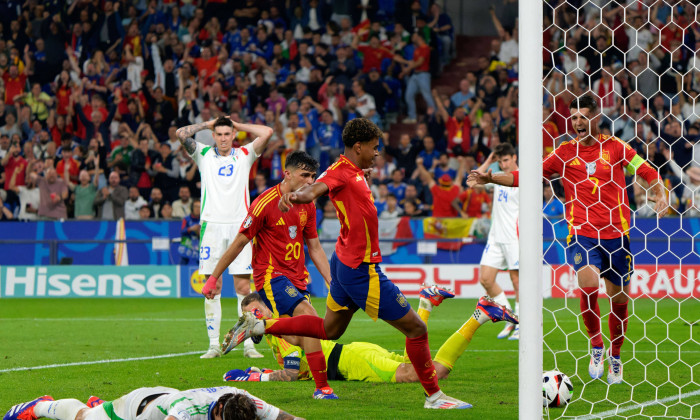 Lamine Yamal and Alvaro Morata of Spain celebrate their team s first goal, an own goal scored by Riccardo Calafiori of I