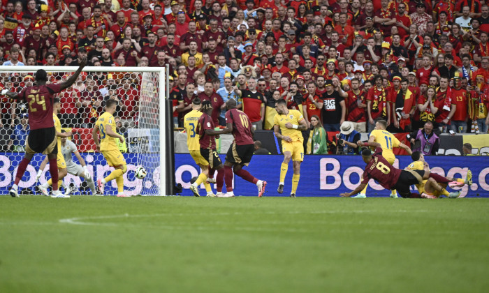 Youri Tielemans ( 8 of Belgium) erzielt das Tor zum 1:0 22.06.2024 Fussball Europameisterschaft in Deutschland Belgien v