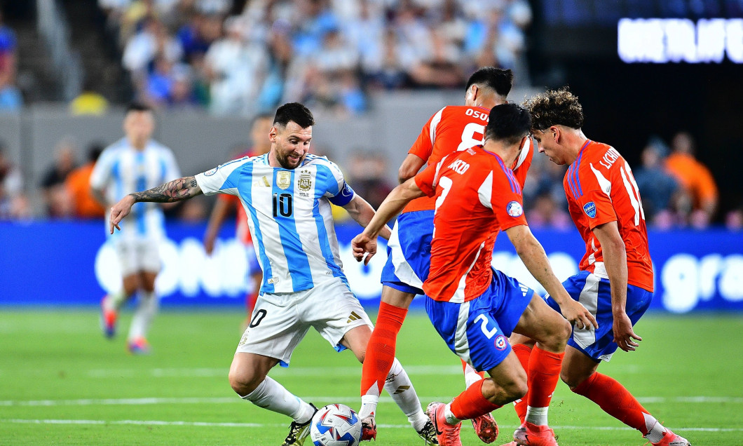 RECORD DATE NOT STATED Copa America USA 2024 Chile 0-1 Argentina Lionel Messi of Argentina fights for the ball with Dari