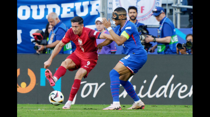Kylian Mbappe și Robert Lewandowski / Foto: Profimedia