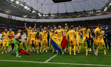 26.06.2024, xpsx, UEFA Euro 2024 Vorrunde, Slowakei - Rumänien v.l. jubel nach dem Spiel Achtelfinale Ianis Hagi (Rumäni