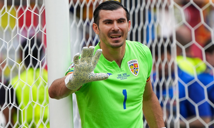 Torwart/Goalie Florin Nita (Rumänien Romania, 01) - Frankfurt 26.06.2024: Slowakei vs. Rumänien, EURO2024 M33 Gruppe E,