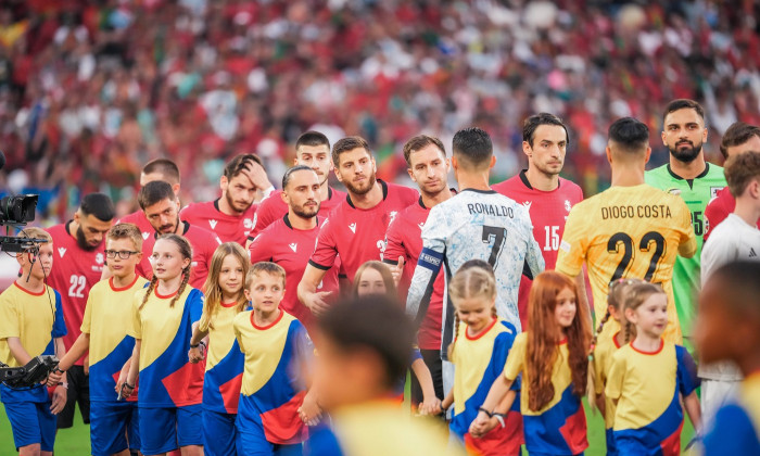 EURO 2024 - Matchday 3, Group F: Georgia vs. Portugal Cristiano Ronaldo shakes hands with the Georgian players before th