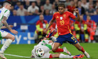 Gelsenkirchen, Germany. 20th June, 2024. Riccardo Calafiori (5) of Italy fighting for the ball with Lamine Yamal (19) of Spain during a soccer game between the national teams of Spain and Italy on the 2nd matchday in Group B in the group stage of the UEFA