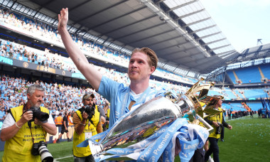 Manchester City v West Ham United - Premier League - Etihad Stadium Manchester City s Kevin De Bruyne celebrates with th