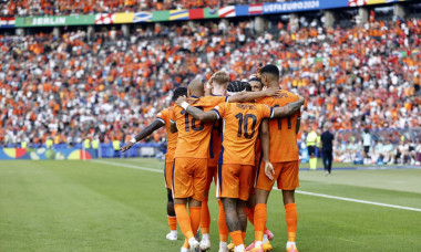 Berlin, Germany June 25, 2024. The Netherlands celebrate Cody Gakpo's 1-1 during the UEFA EURO 2024 group D match between the Netherlands and Austria at the Olympiastadion on June 25, 2024 in Berlin, Germany. ANP MAURICE VAN STEEN/Alamy Live News/Alamy L