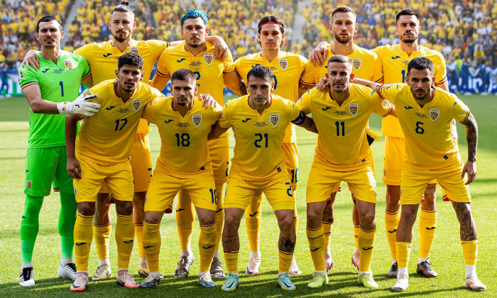 Mannschaftsfoto Rumaenien vor dem Spiel GER, Slovakia (SVK) vs. Romania (ROU), Fussball Europameisterschaft, UEFA EURO,