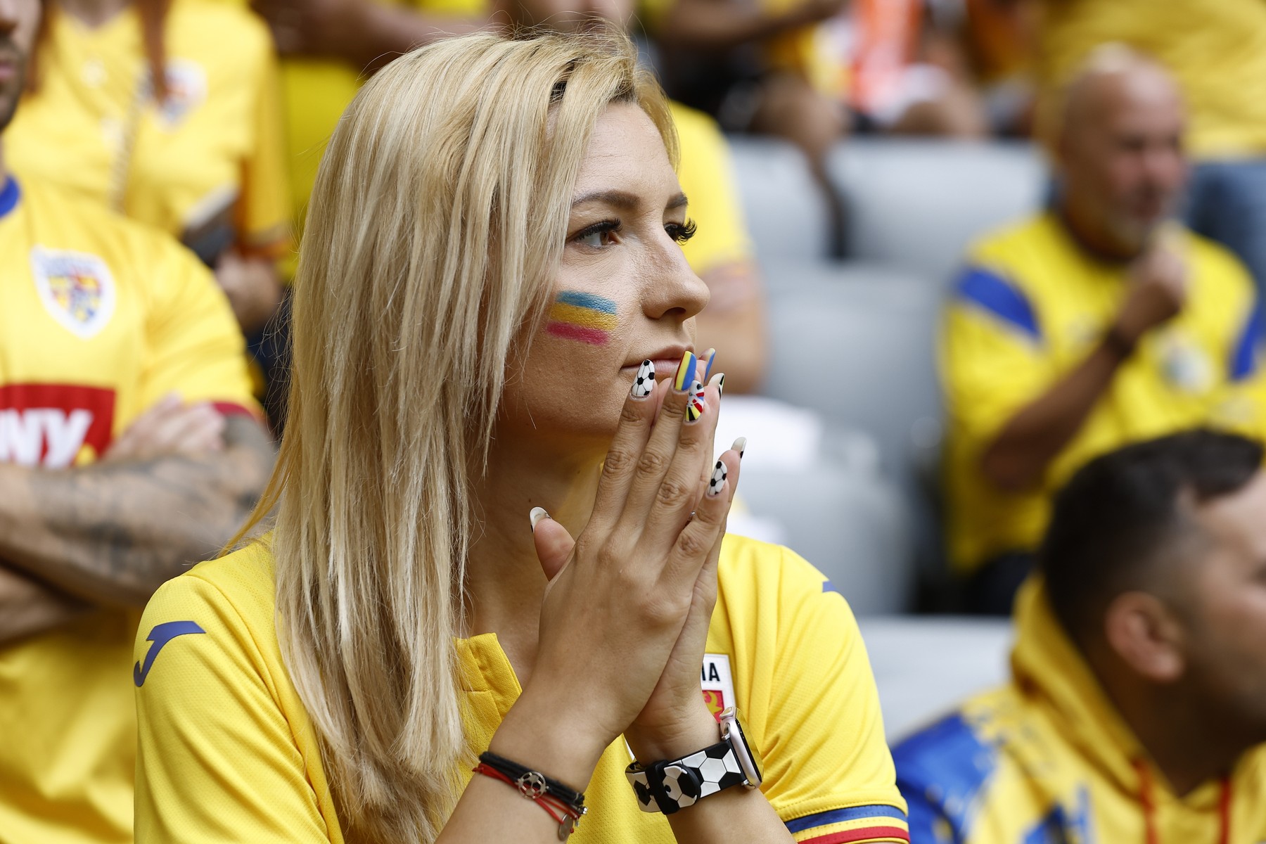 Cât costă un bilet ”la negru” pentru românii care vor să fie pe stadion la meciul cu Turcia
