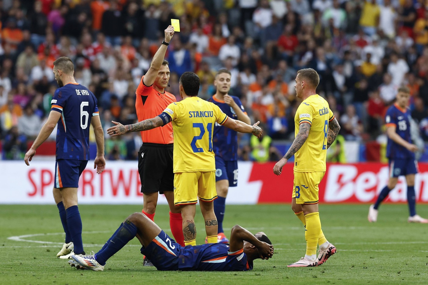 ”Foarte emoționant”. Ce a făcut căpitanul Stanciu, imediat după ce România a fost eliminată de la EURO 2024