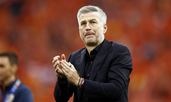 MUNICH - Romania coach Edward Iordanescu disappointment after the UEFA EURO 2024 round of 16 match between Romania and the Netherlands at the Munich Football Arena on July 2, 2024 in Munich, Germany. ANP MAURICE VAN STEEN netherlands out - belgium out