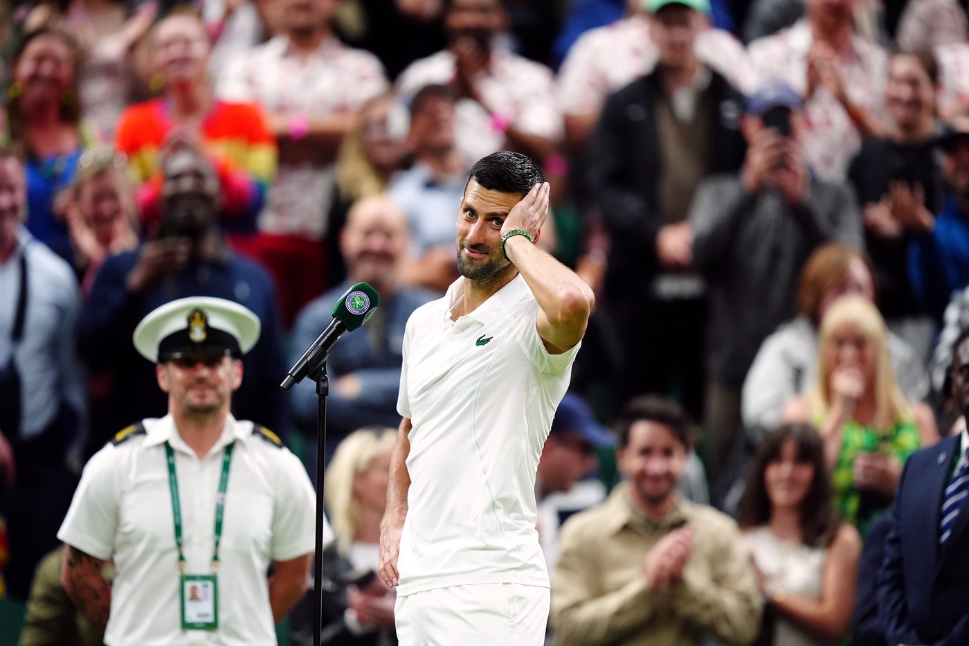 Novak Djokovic a auzit ce a fost întrebat de BBC, a mai spus câteva cuvinte, s-a ridicat și a plecat în timpul interviului