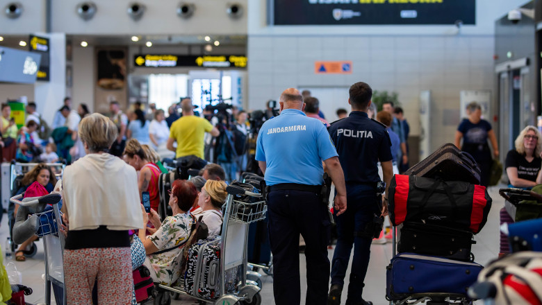 Bătaie de joc! Protestul mascat de la TAROM i-a obligat pe poloiștii români la 12 ore în autocar de la Belgrad la București