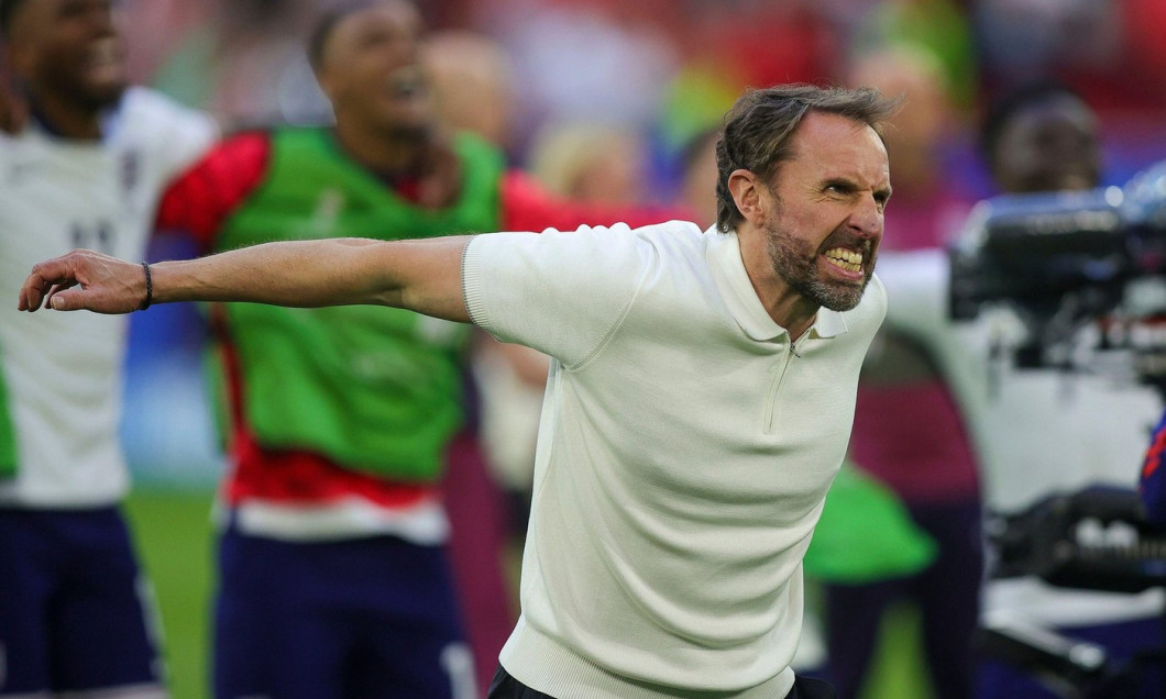 firo : 06.07.2024, Football, Soccer: UEFA EURO 2024, EM, European Championship 2024, quarter-finals, 1/4 finals, M48, Match 48, ENG, England - SUI, Switzerland 5:3 iE coach Head Coach Gareth Southgate of England celebrates half figure jubilation cheers