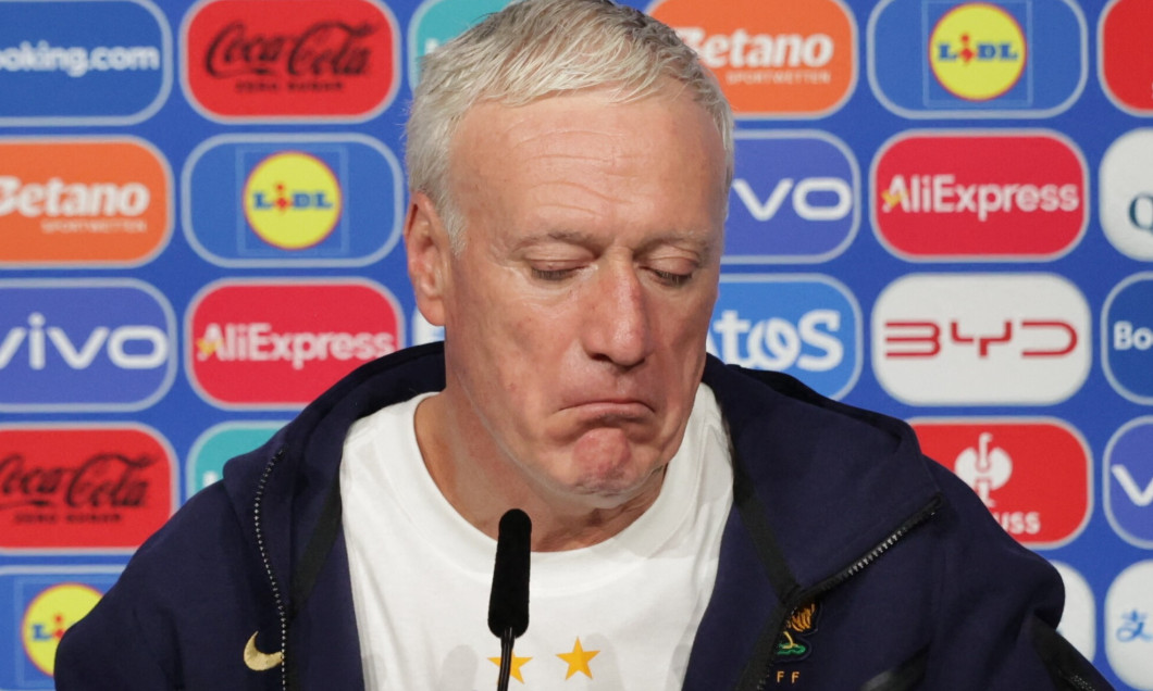 Didier Deschamps et Adrien Rabiot en conférence de presse lors du championnat d'Europe de football à Allianz Arena de Munich