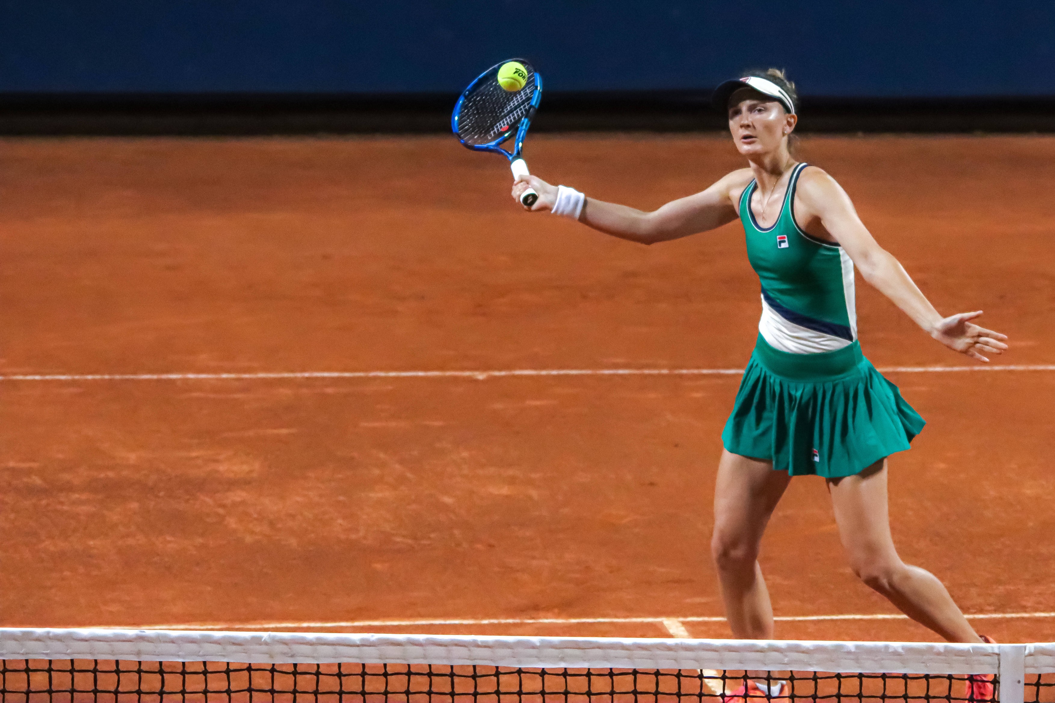 Irina Begu - Karolina Muchova 1-6, 1-6. Românca, învinsă în semifinalele turneului de la Palermo