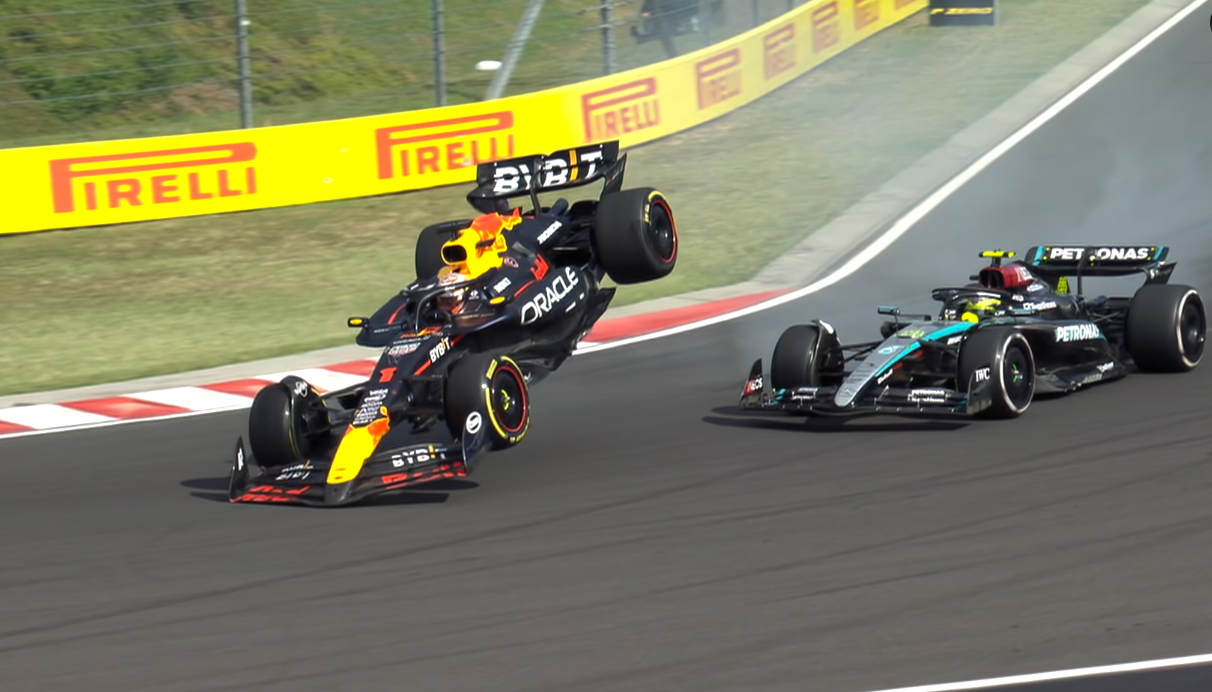 ”Max zboară!”. Verstappen s-a ciocnit de Lewis Hamilton la Marele Premiu al Ungariei