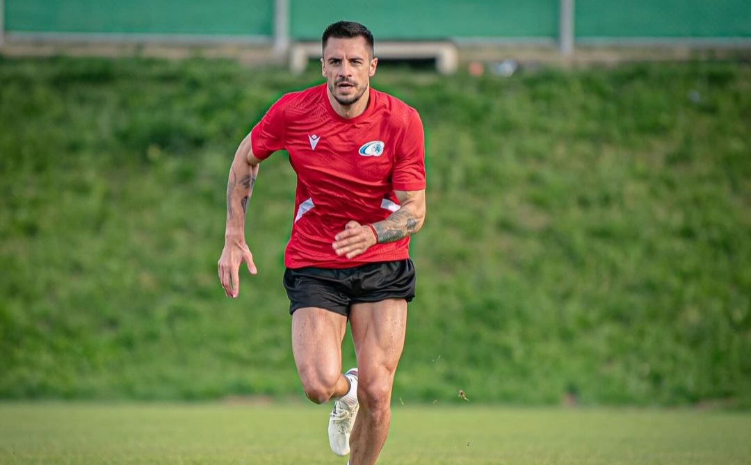 A venit confirmarea: Andrei Burcă a ales și semnează!