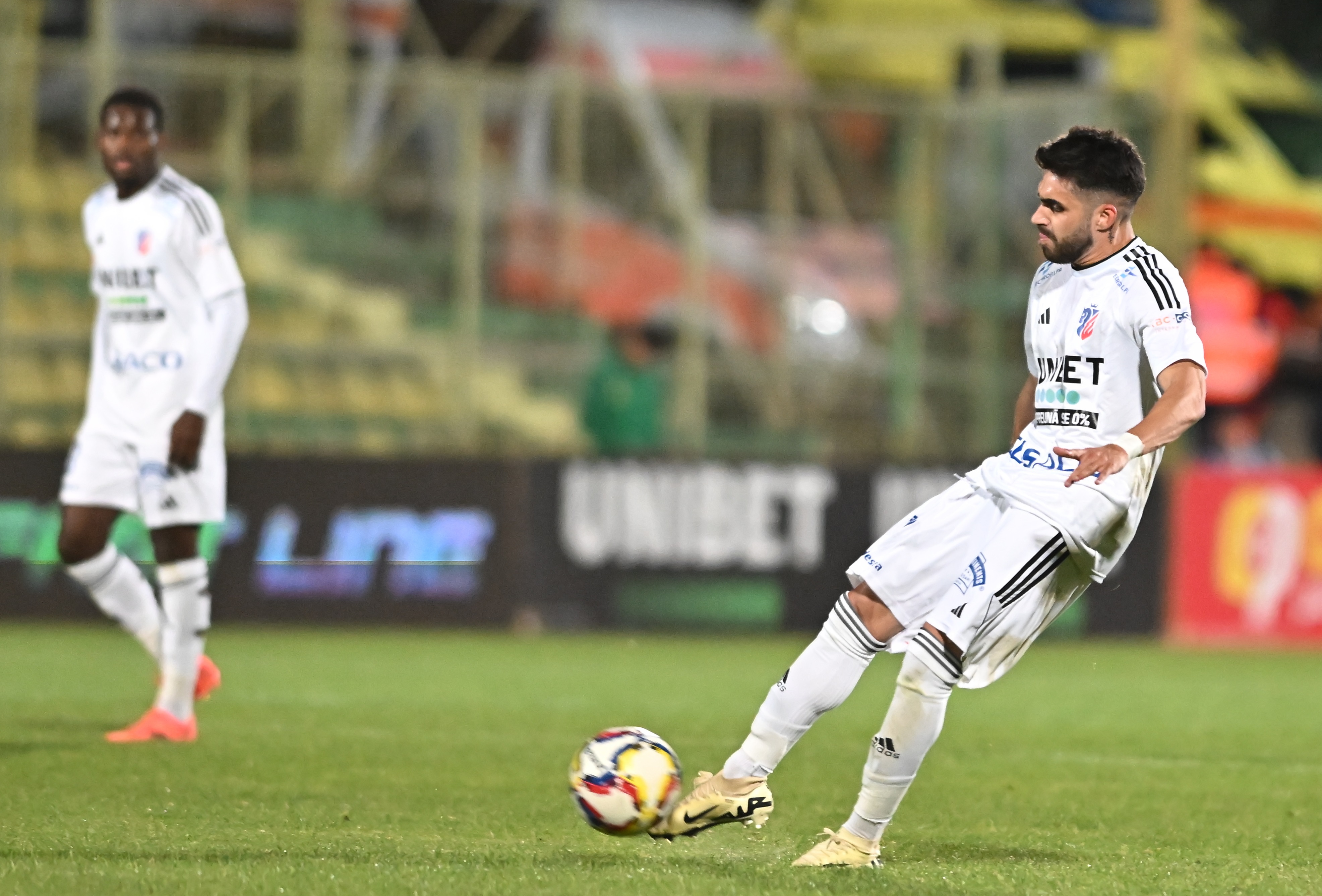 Sebastian Mailat a semnat! FC Botoșani i-a anunțat plecarea din SuperLigă