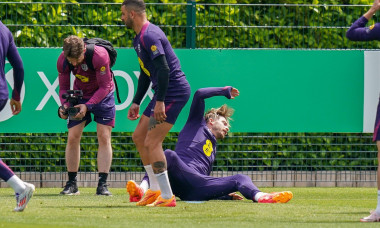 Enfield, UK. 06th June, 2024. England Jack Grealish falls during the England Training session ahead of the friendly International vs Iceland at the Tottenham Hotspur Training Ground, Enfield, England, United Kingdom on 6 June 2024 Credit: Every Second Med