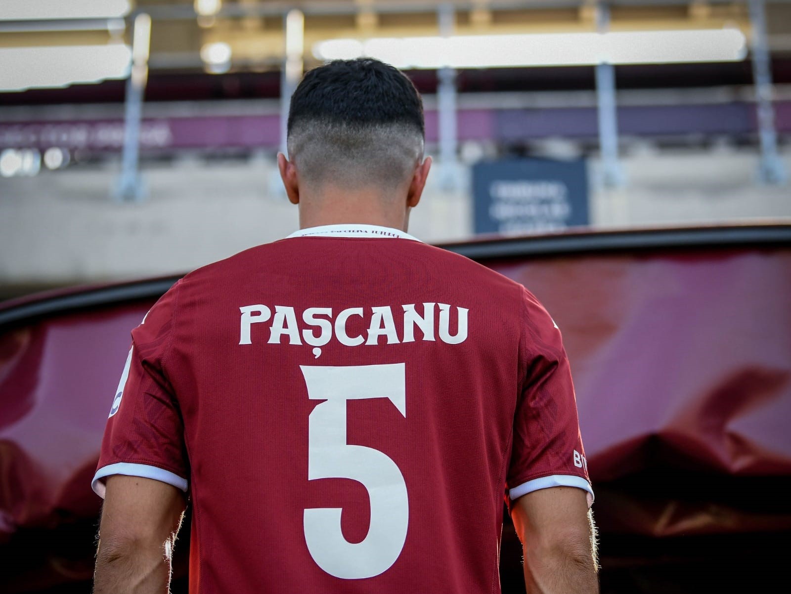 Alex Pașcanu mai are de așteptat până va debuta la Rapid. Anunțul făcut de Neil Lennon
