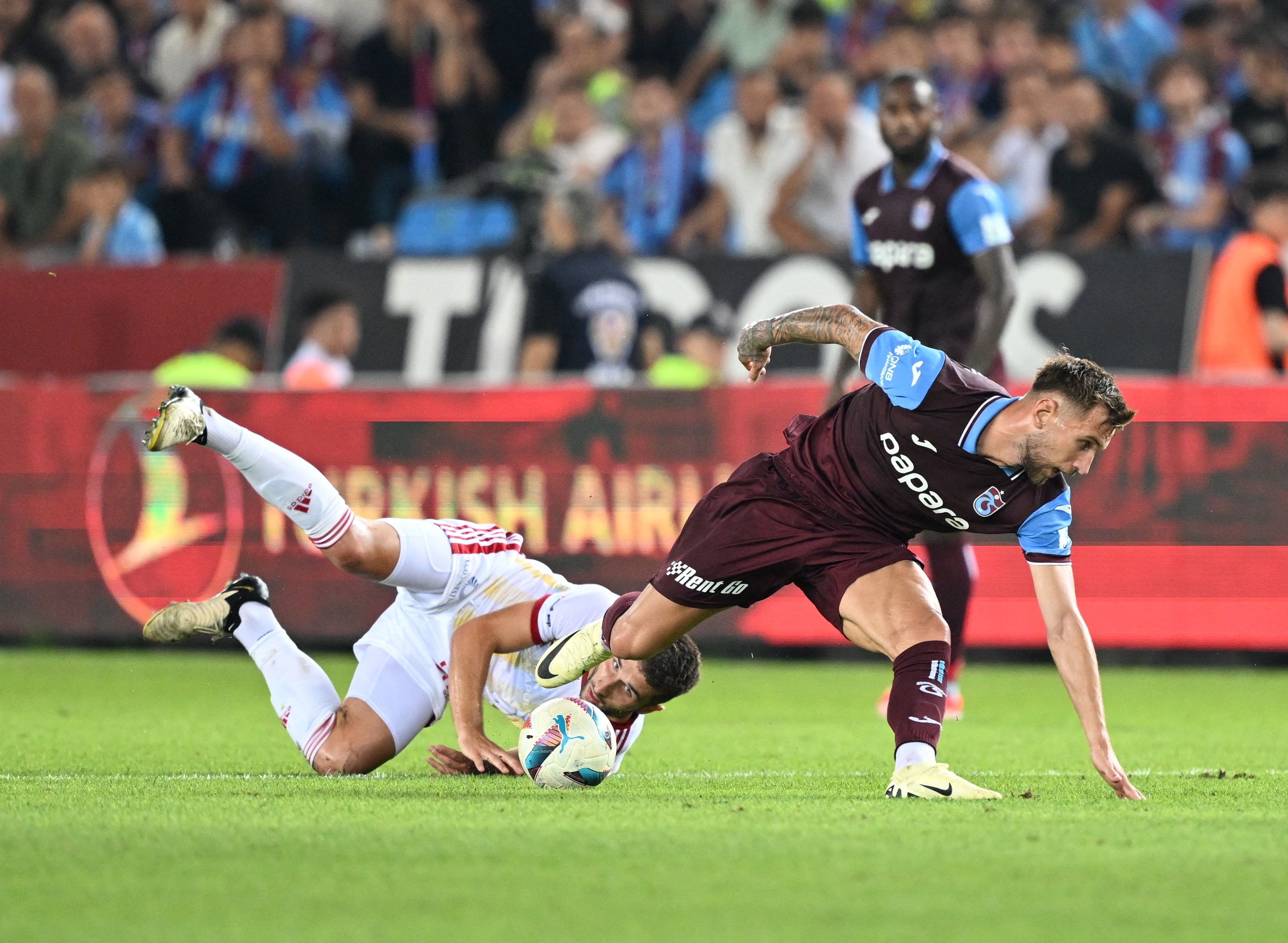 Reacția lui Denis Drăguș, după ce a marcat primul său gol pentru Trabzonspor