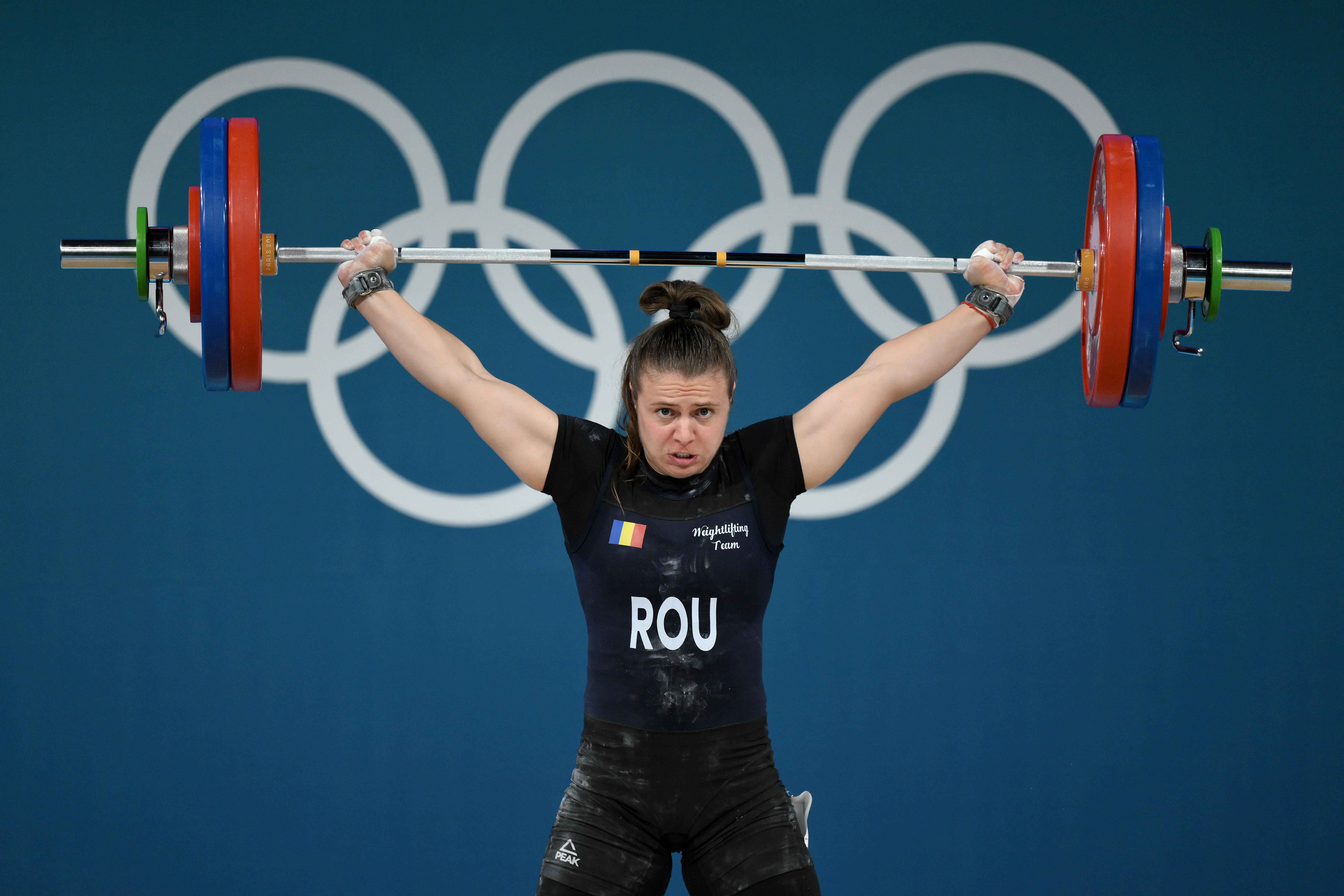 Cât ghinion! Loredana Toma reușise un nou record olimpic, dar ridicarea nu a fost validată de arbitri!