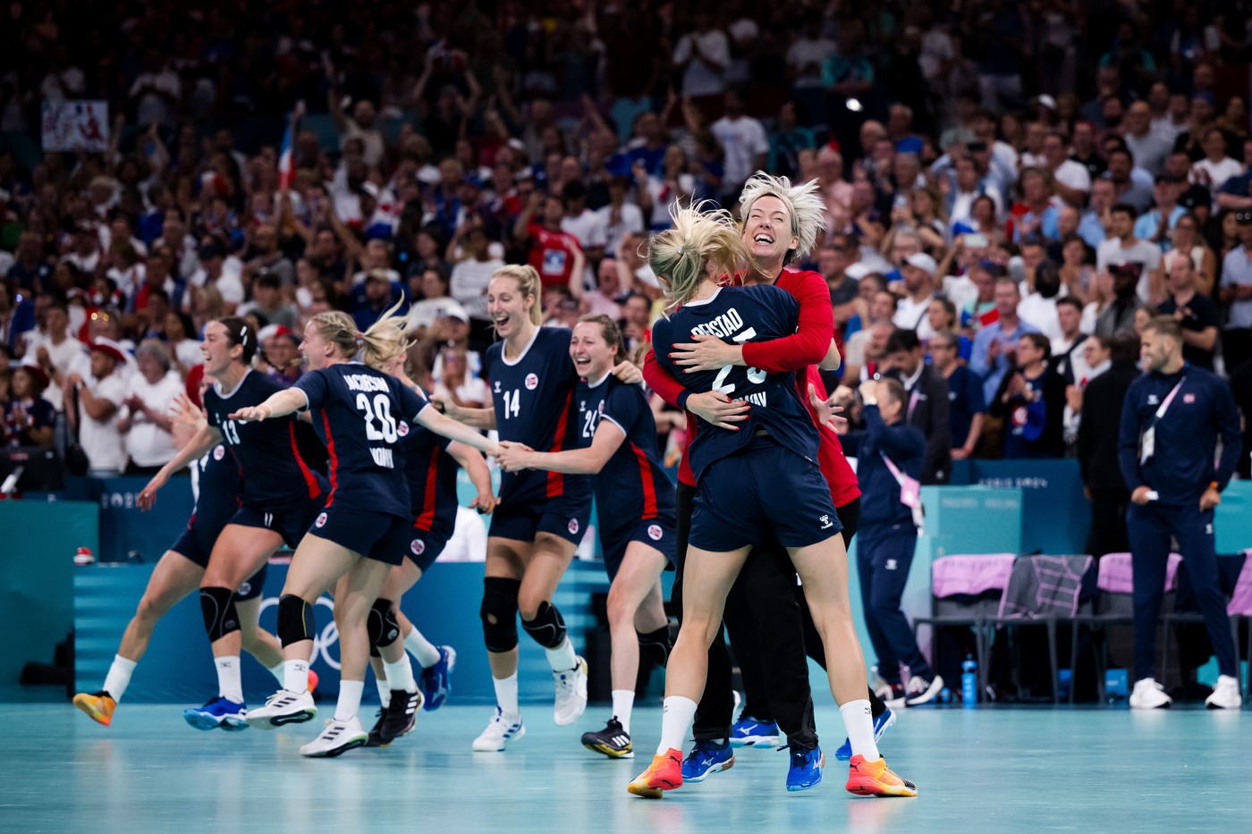 Norvegia este noua campioană olimpică la handbal feminin! Patru sportive cu medalii vin în România