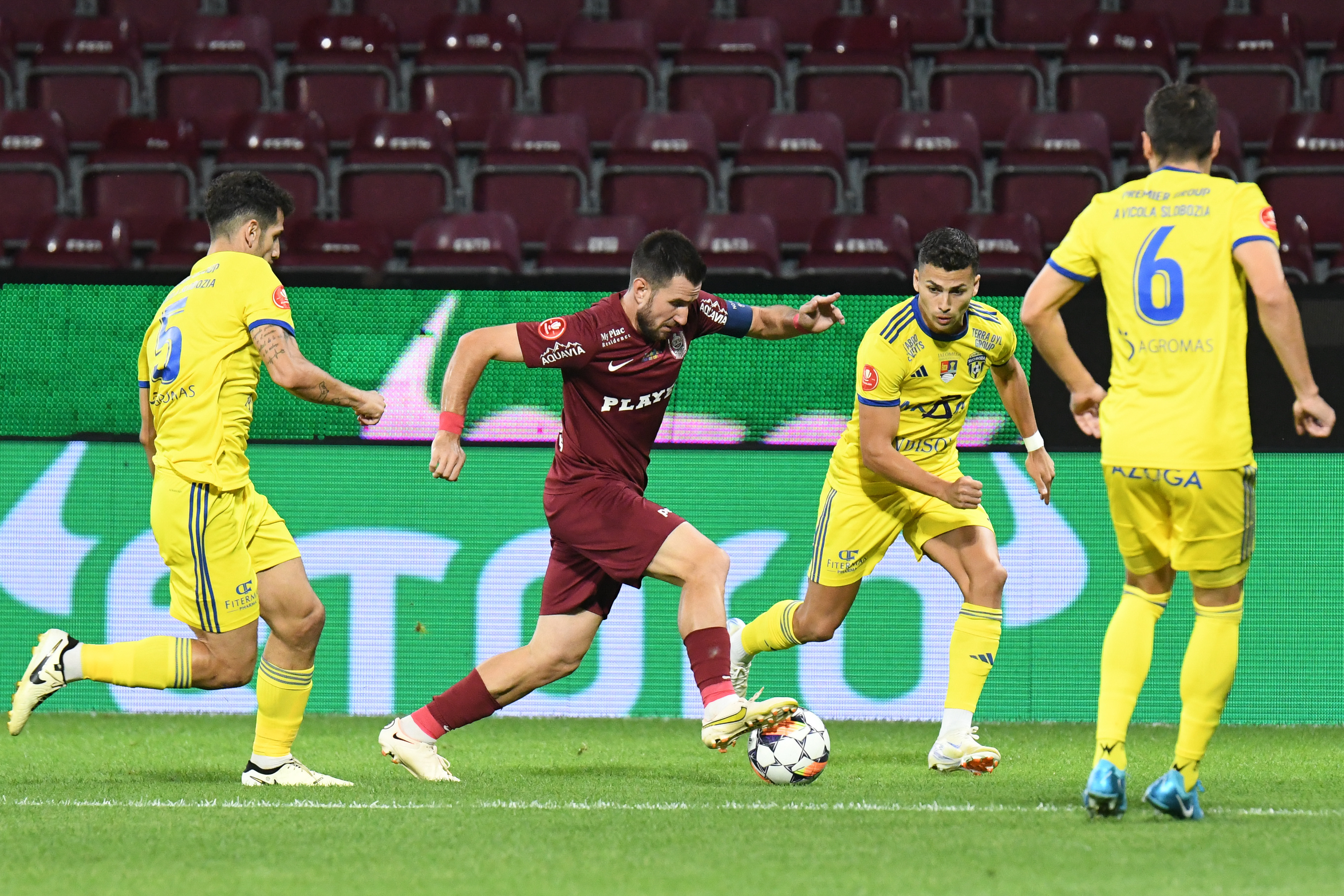 CFR Cluj - Unirea Slobozia 3-0. ”Feroviarii” au câștigat fără probleme grație ”dublei” lui Louis Munteanu