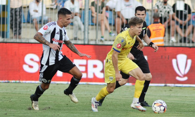 FOTBAL: FC PETROLUL PLOIESTI - FC UNIVERSITATEA CLUJ, SUPERLIGA SUPERBET (12.08.2024)