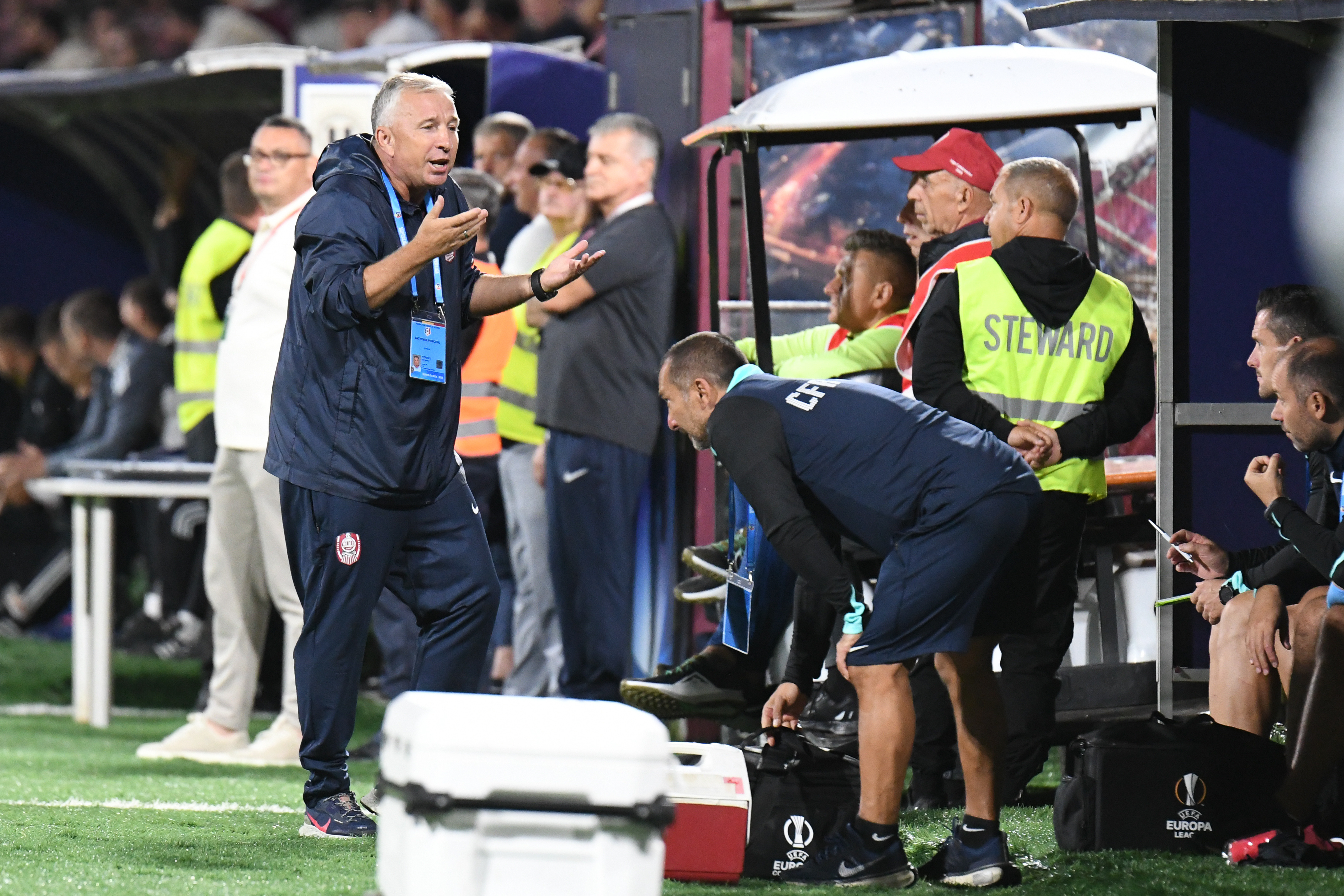 Dan Petrescu și-a aflat pedeapsa, după criza de nervi făcută în CFR Cluj - Unirea Slobozia