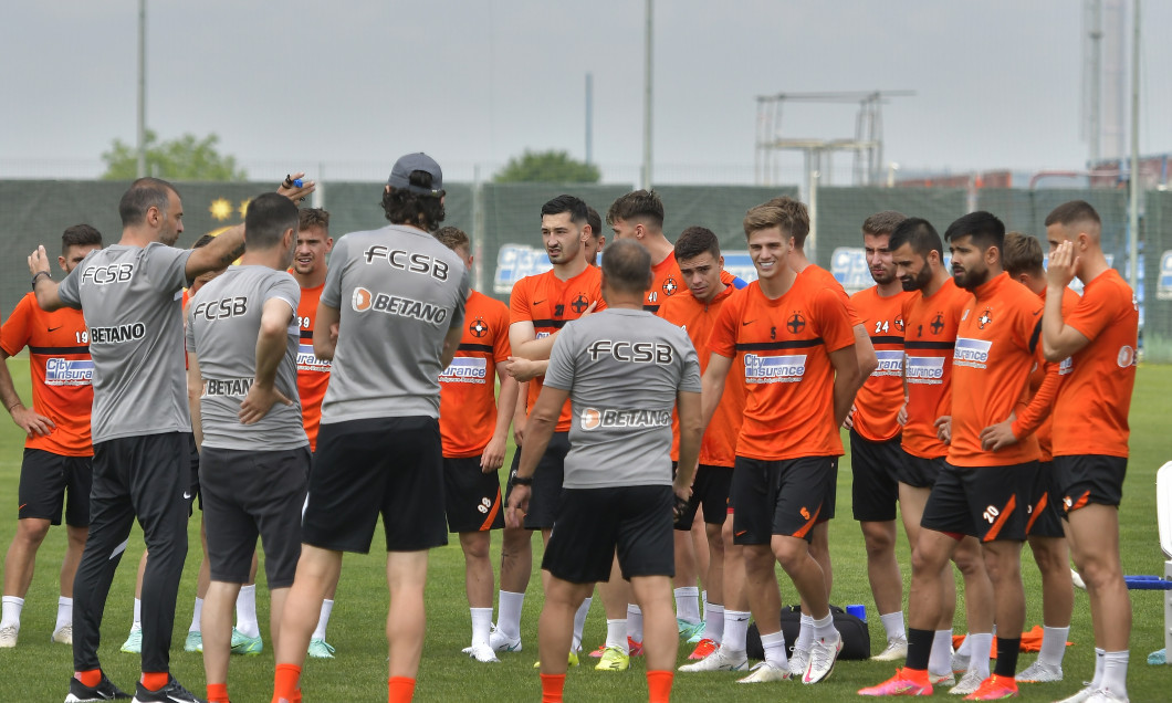 FOTBAL:ANTRENAMENT FCSB (12.06.2021)