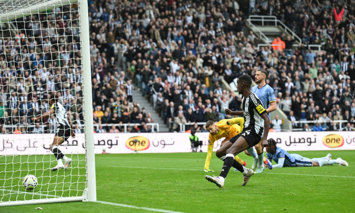 Newcastle United v Tottenham Hotspur, Premier League, Football, St James' Park, Newcastle, UK, 01 Sep 2024