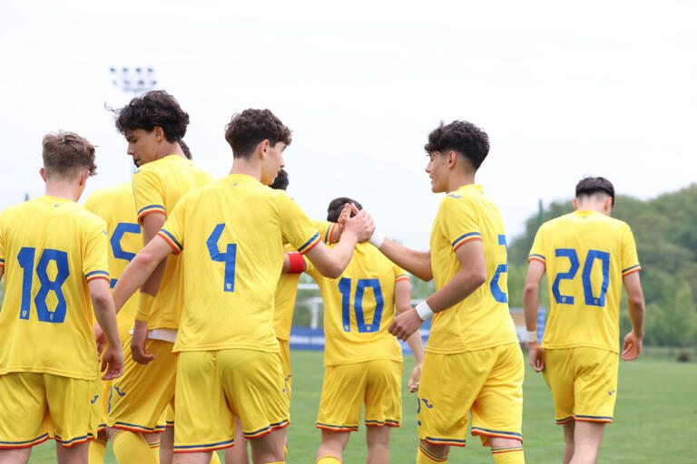 România U17 are 15 ”străini” în lotul cu care participă la turneul câștigat în 1986 de Zinedine Zidane