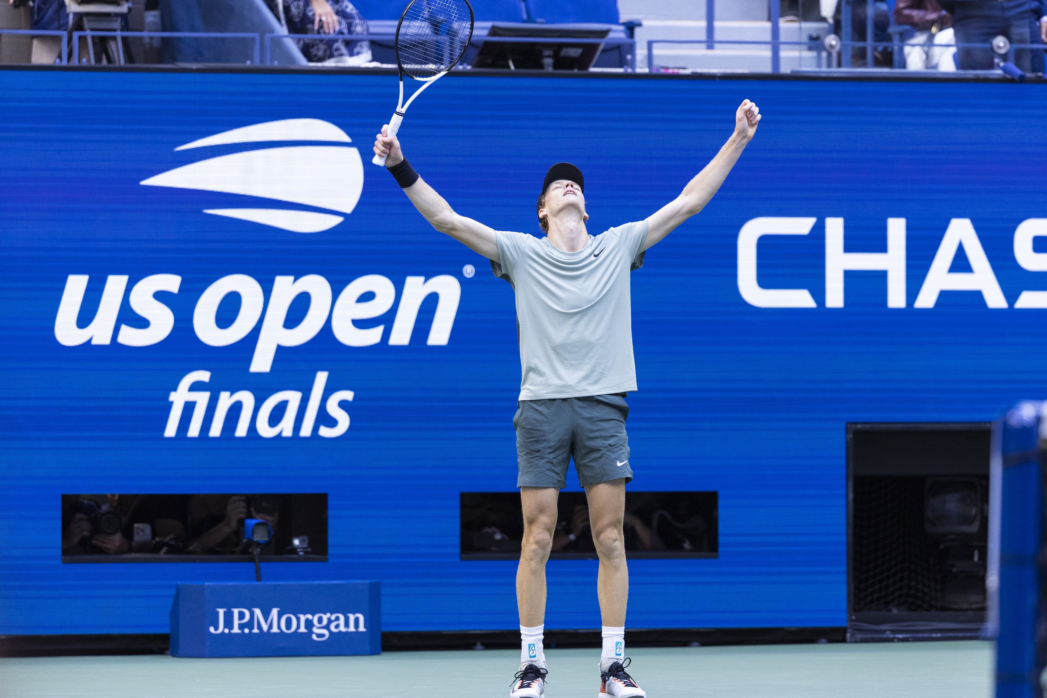 Jannik Sinner, campion în premieră la US Open! L-a învins în minimum de seturi pe Taylor Fritz