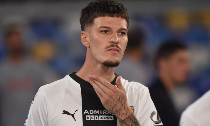 Naples, Italy. 31 Aug, 2024. Dennis Man of Parma Calcio during the Serie A match between SSC Napoli and Parma Calcio at Stadio Diego Armando Maradona Naples Italy on 31 August 2024. Credit: Franco Romano/Alamy Live News