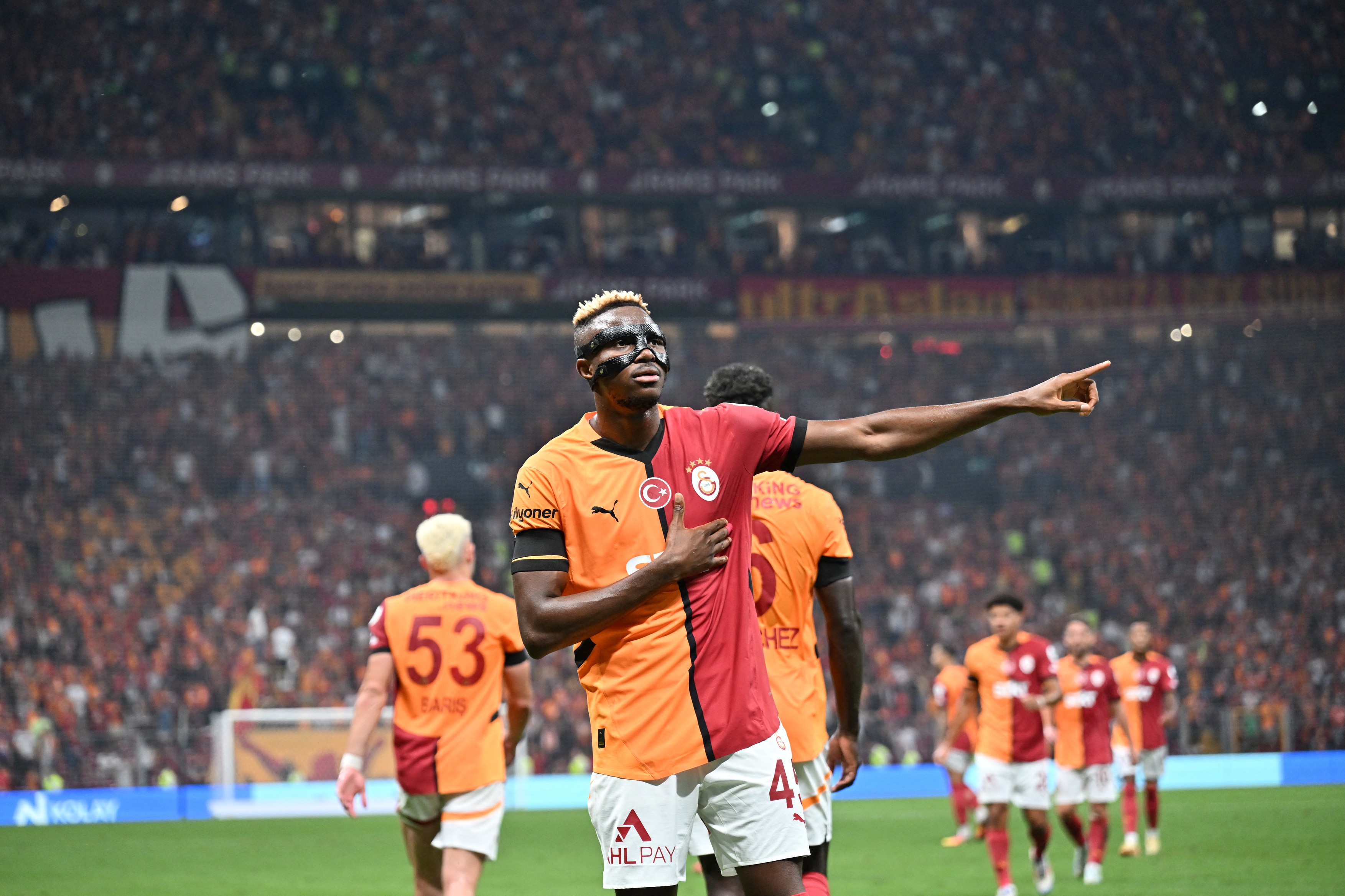 Victor Osimhen, imagini spectaculoase după debutul la Galatasaray