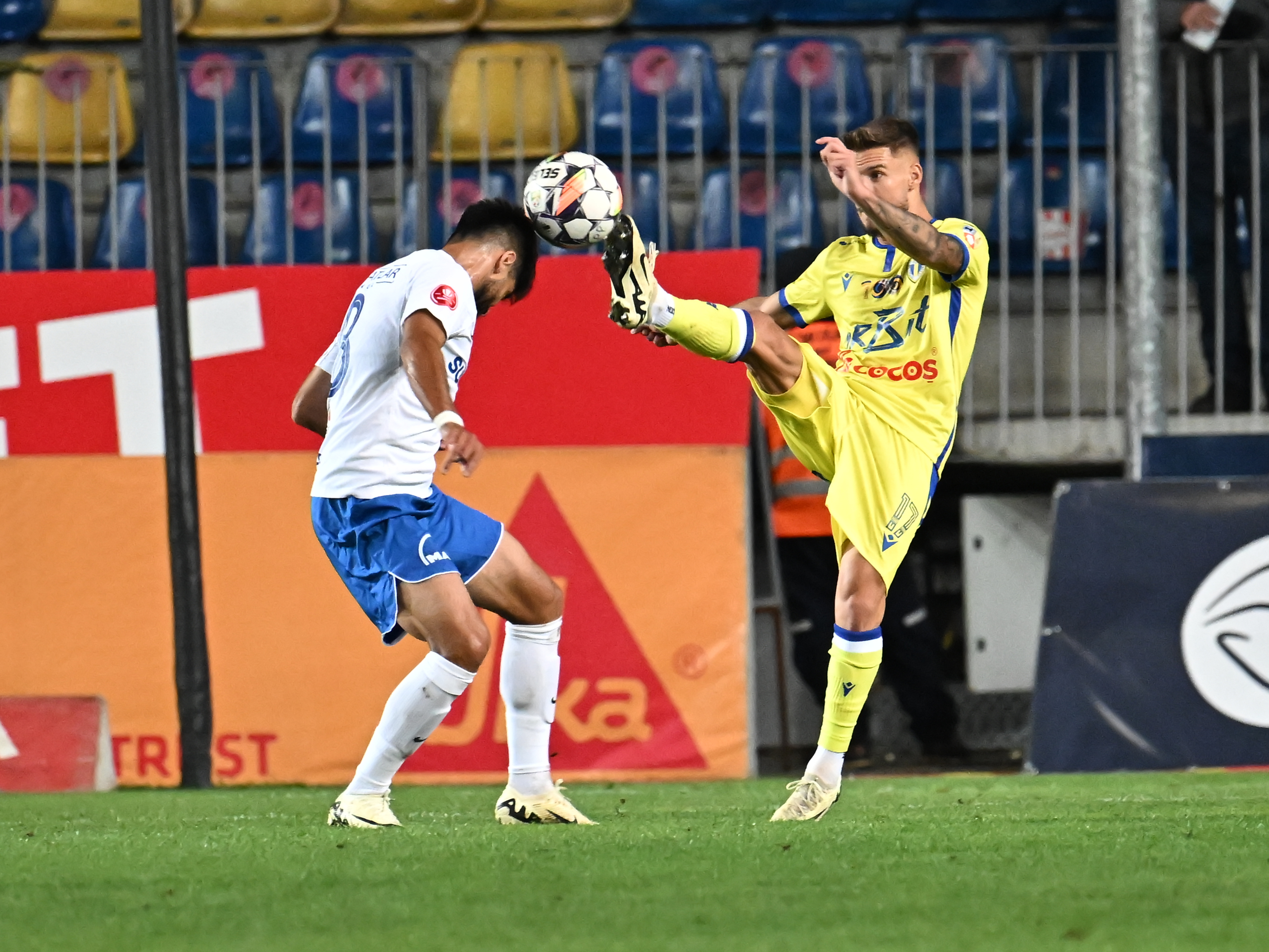 Petrolul - Farul 1-1, ACUM pe DGS1. ”Găzarii” marchează în minutele de final ale partidei