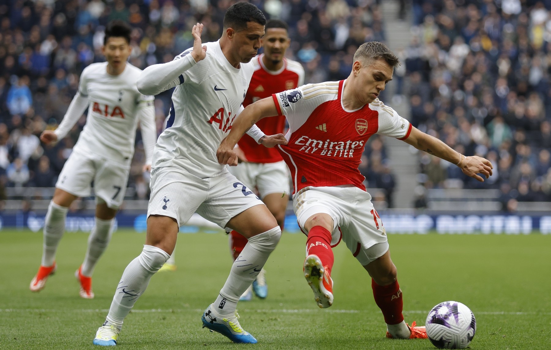 Tottenham - Arsenal, Live Video, 16:00, Digi Sport 1. Echipa lui Radu Drăgușin, gata de derby-ul Londrei