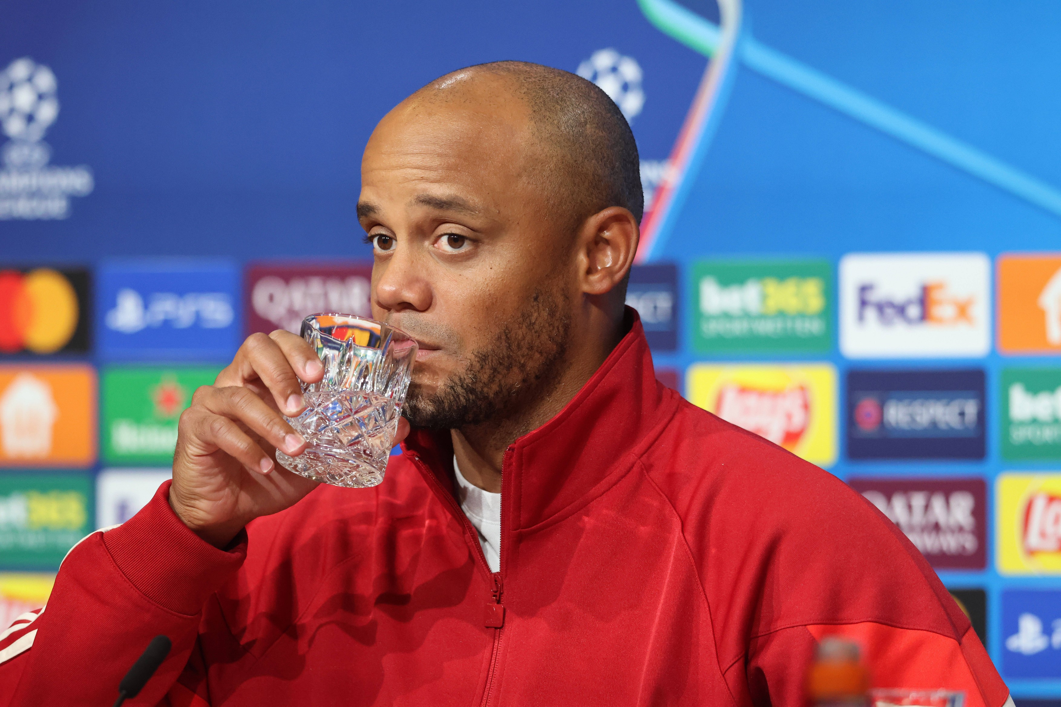 Vincent Kompany, răspuns pentru contestatarii săi, imediat după Bayern - Dinamo Zagreb 9-2: ”Nu le iau personal”