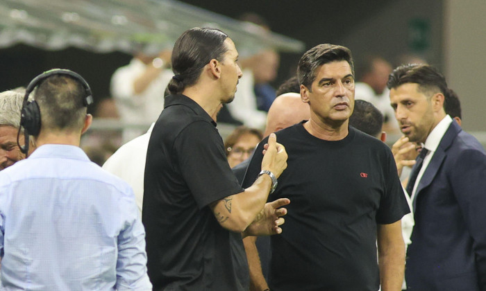 Zlatan Ibrahimovic Advisor of AC Milan speaks to Paulo Fonseca Head Coach of AC Milan during AC Milan vs AC Monza, 2 edition of "Trofeo Berlusconi", frendly match pre-season, at Giuseppe Meazza - San Siro stadium of Milano (MI), Italy, on August 13, 2024.