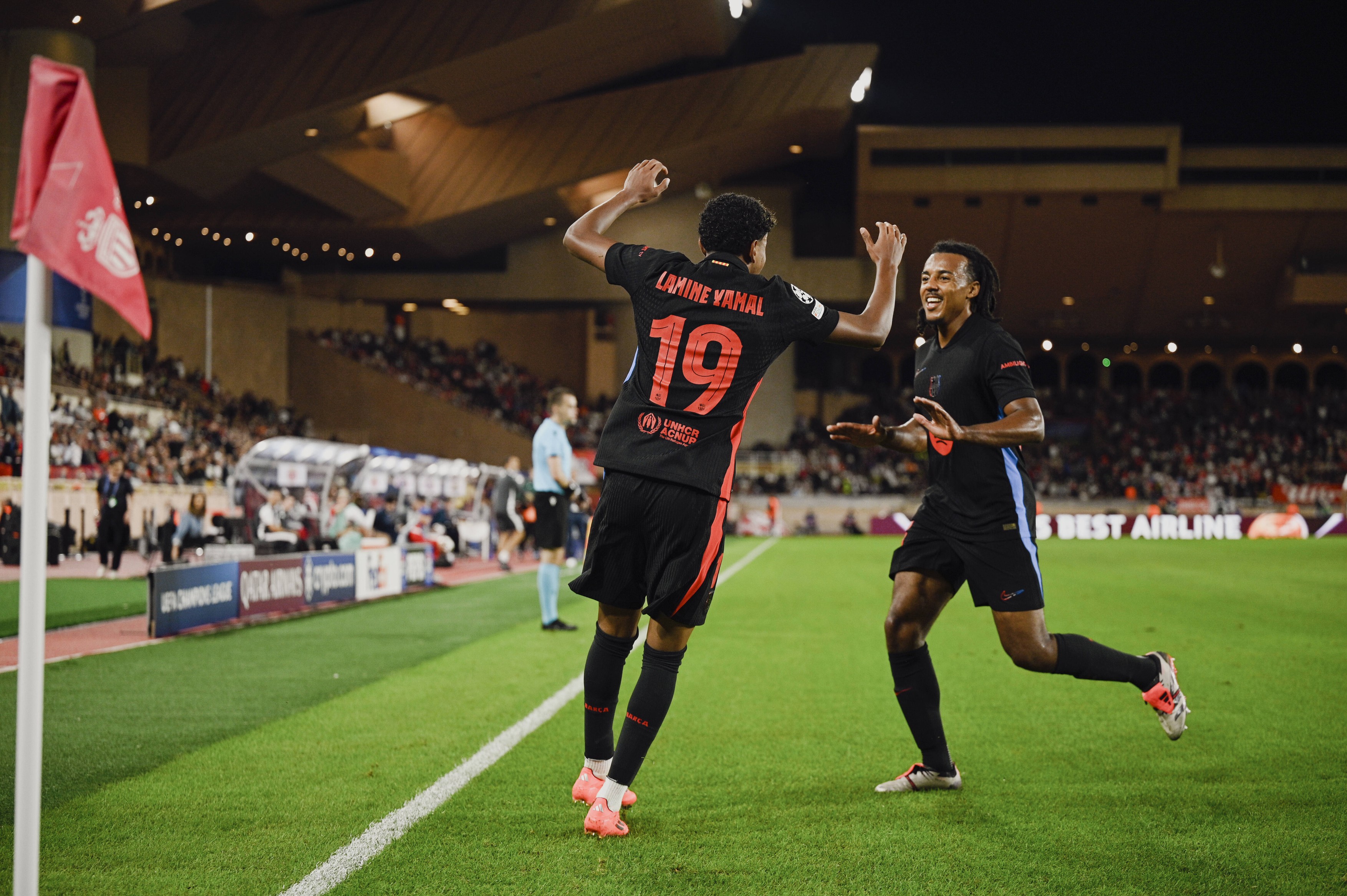 Lamine Yamal, un nou record doborât în Liga Campionilor după AS Monaco - Barcelona 2-1