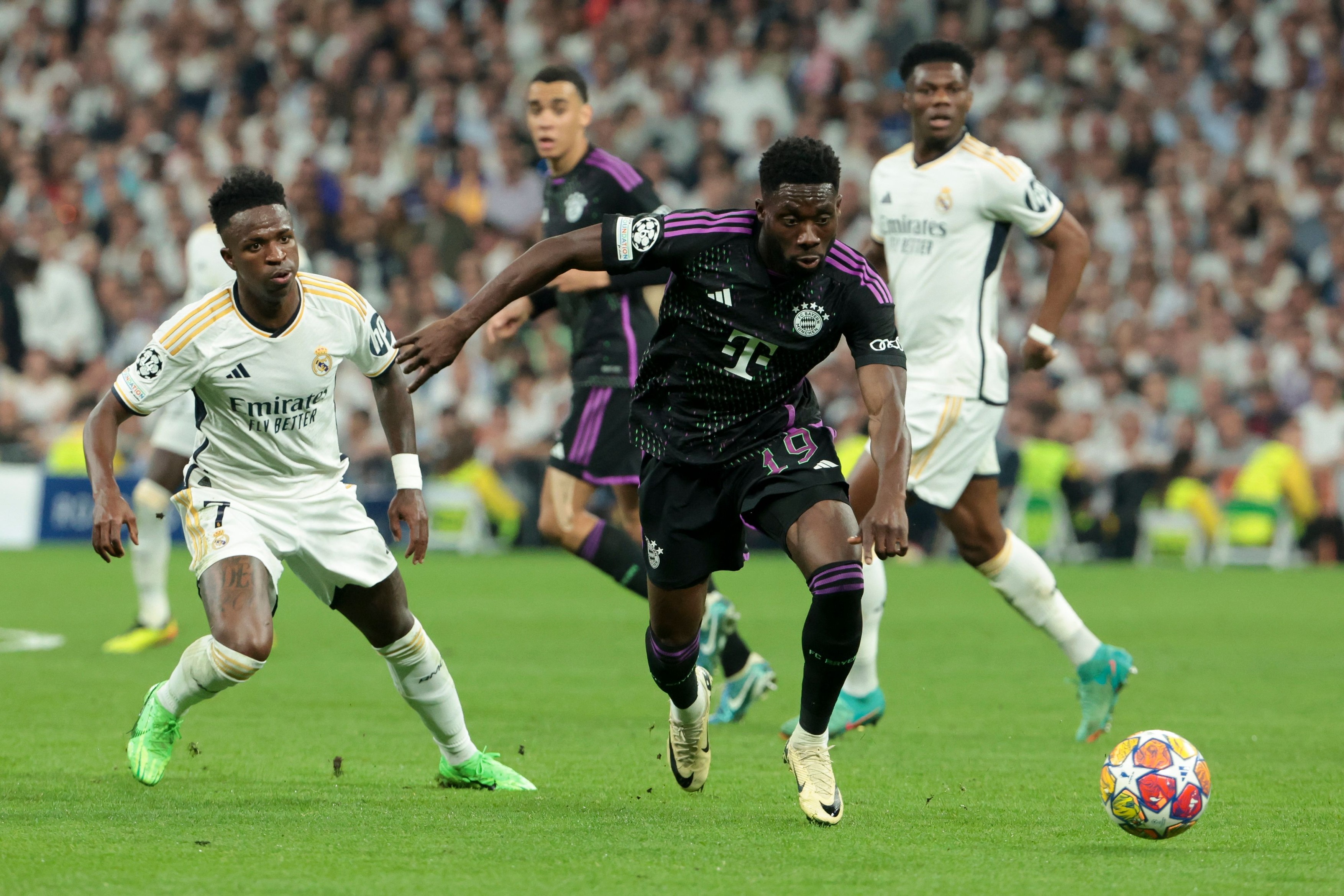 Dorit cu insistență de Real Madrid, Alphonso Davies și-a decis viitorul