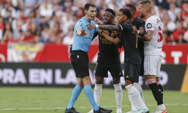 ESP: Sevilla FC - Real Madrid CF. La Liga EA Sports. Date 10 The referee Ricardo de Burgos Bengoetxea and Vinicius, Rodr